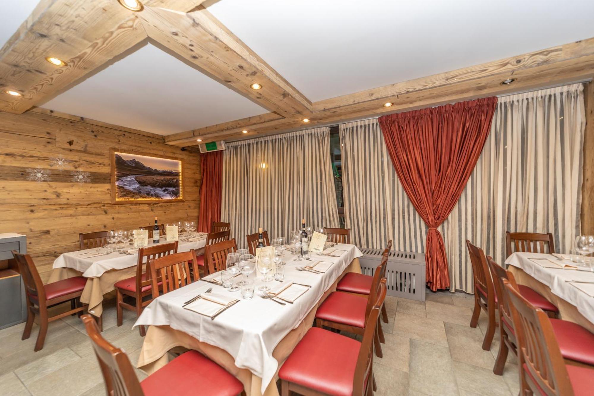 Hotiday Chalet Sestriere Vialattea 外观 照片