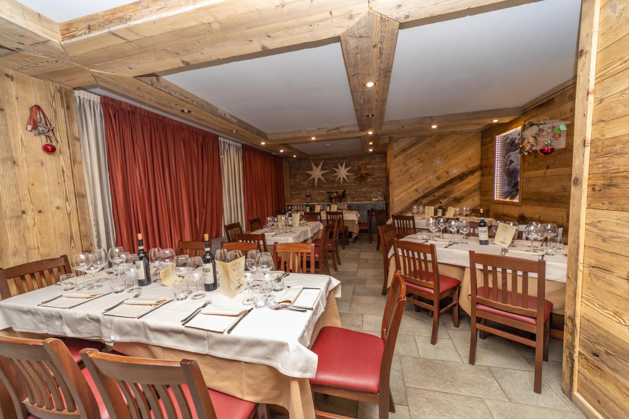 Hotiday Chalet Sestriere Vialattea 外观 照片