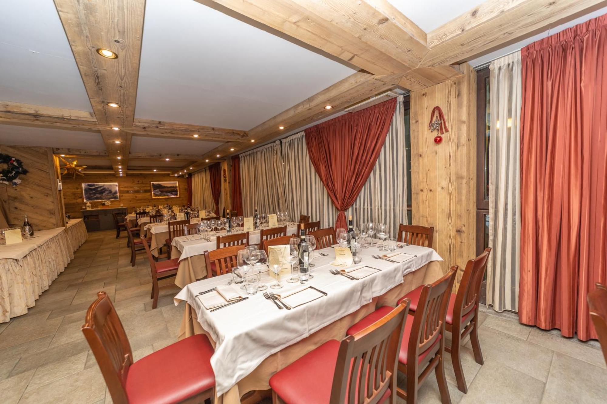 Hotiday Chalet Sestriere Vialattea 外观 照片